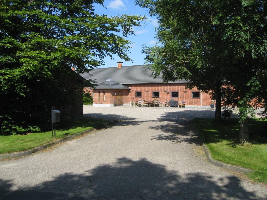 Den Gamle Kostald Bed & Breakfast Holsted Esterno foto
