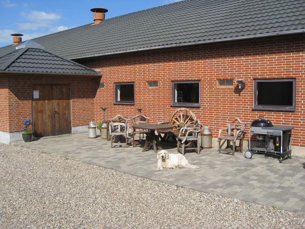 Den Gamle Kostald Bed & Breakfast Holsted Esterno foto