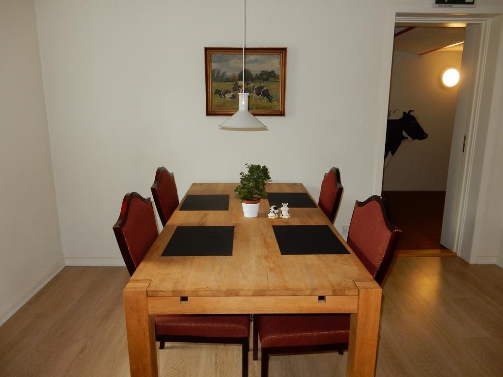 Den Gamle Kostald Bed & Breakfast Holsted Esterno foto