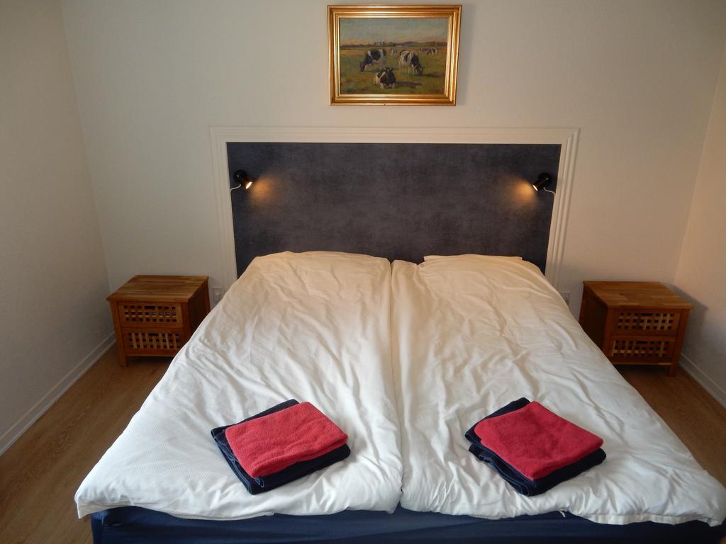 Den Gamle Kostald Bed & Breakfast Holsted Esterno foto