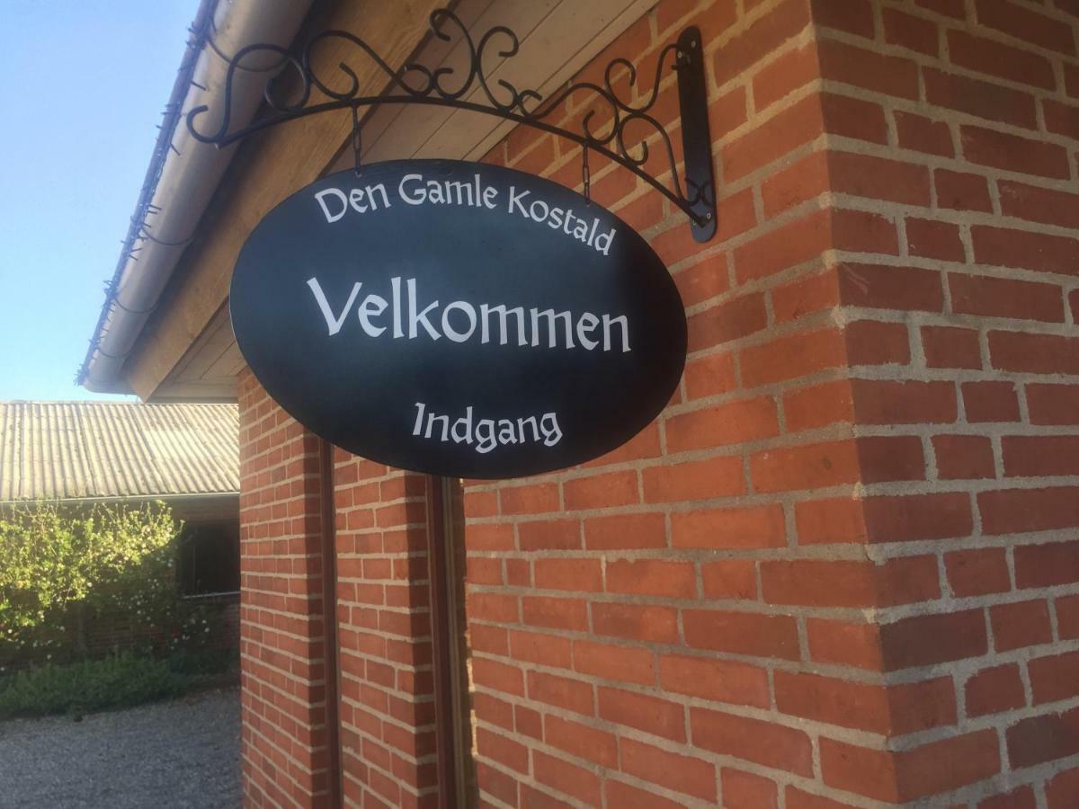Den Gamle Kostald Bed & Breakfast Holsted Esterno foto